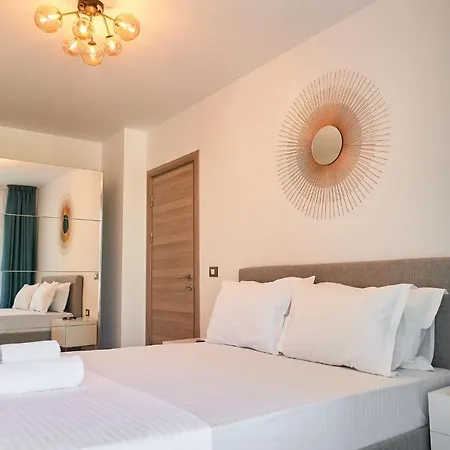 Mimosa Luxury 161 N Pool Apartment Năvodari