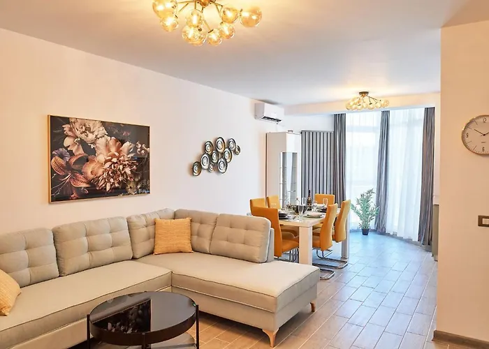 Mimosa Luxury 161 N Pool דירה Năvodari