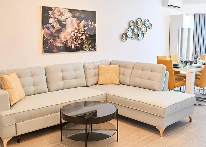 Mimosa Luxury 161 N Pool דירה